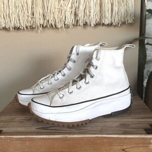 Converse Run Star Hike Hi Top Platform Sneaker - White / Black / Gum  Size 7.5